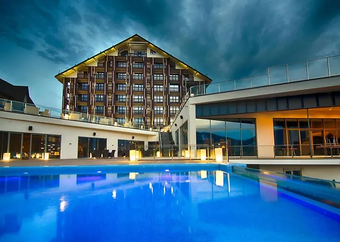 F&B Spa Resort Буковель